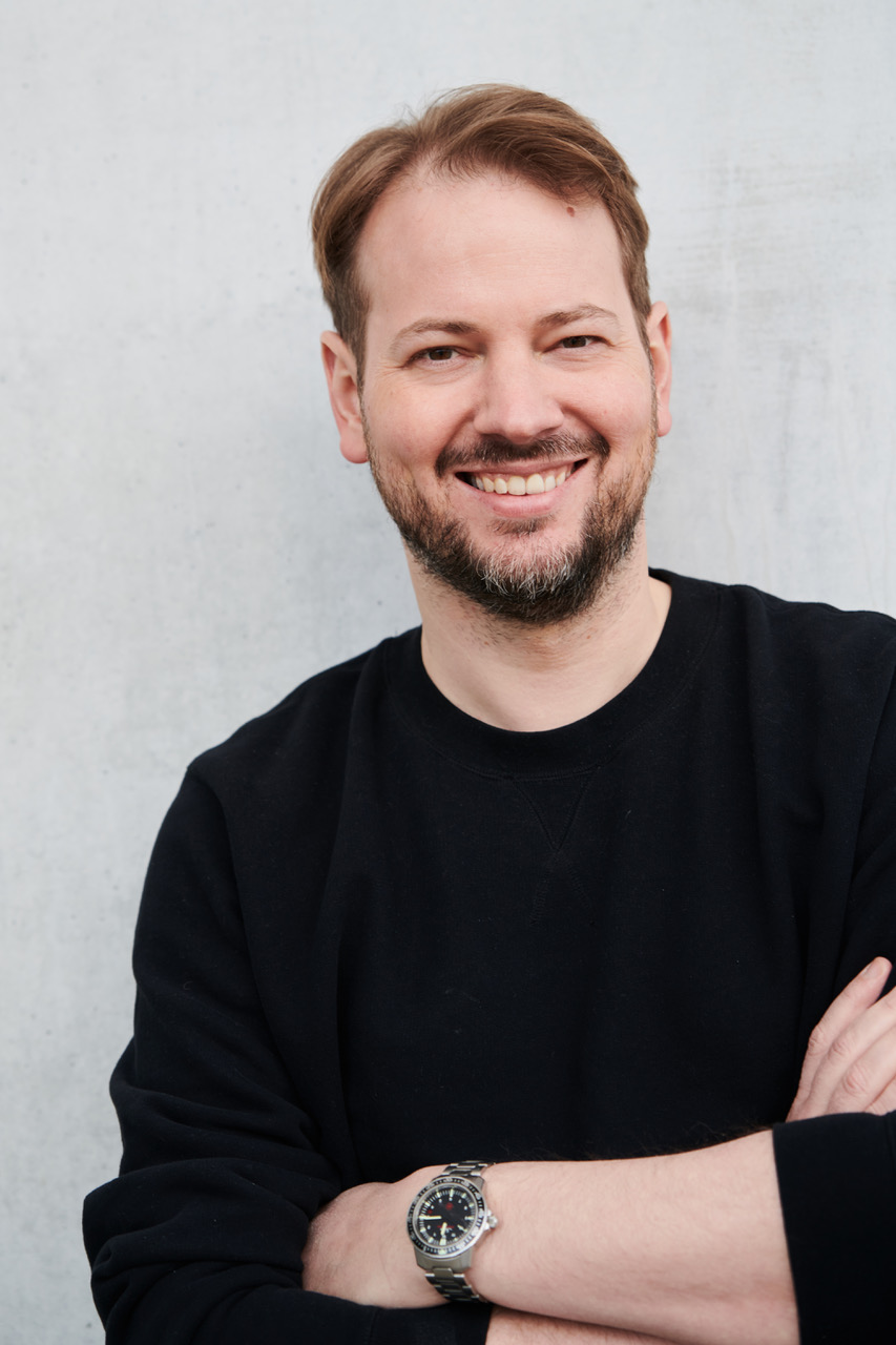 PHILLIP WORM©_Gina_Bolle_sRGB_HighRes 1